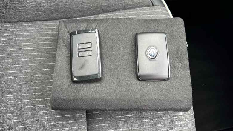 Renault Clio 1.0 TCe 90 Techno 5dr Petrol Hatchback